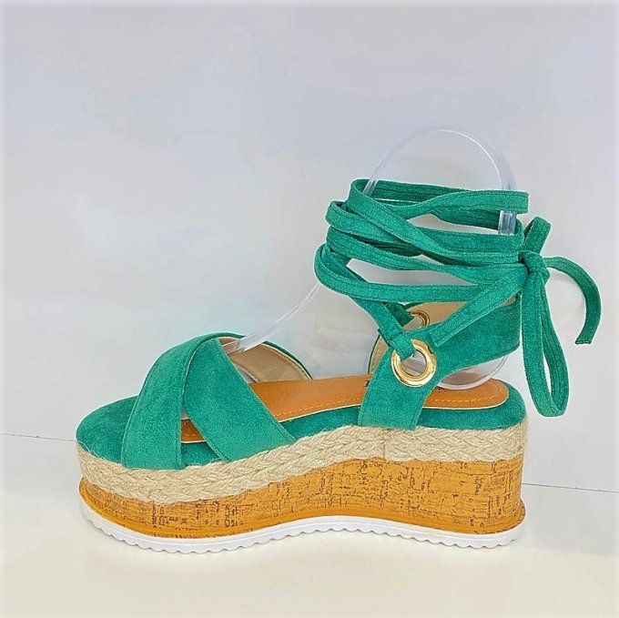 Sandales compensées vertes