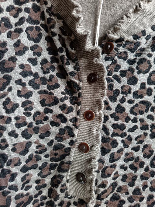 Haut imprimé léopard