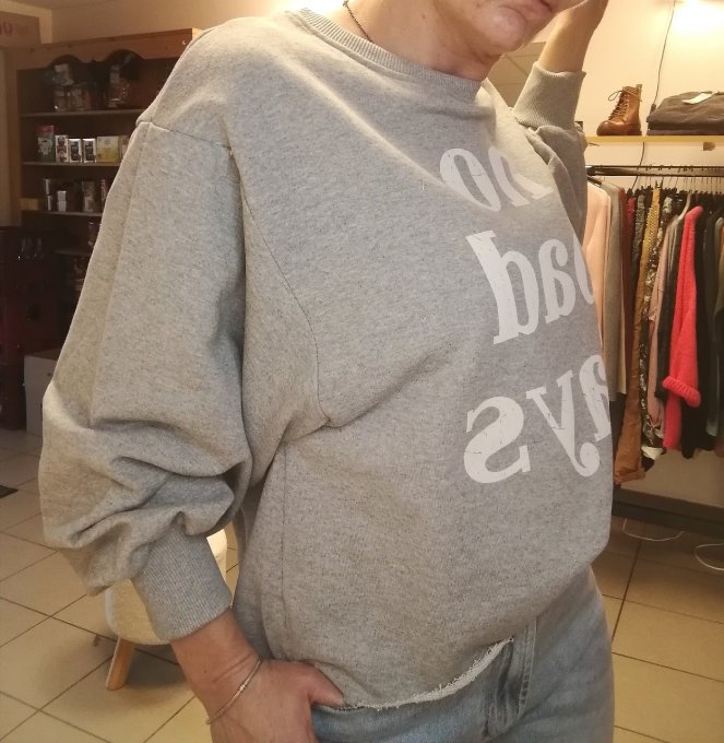 Sweat oversize cropped " NO BAD DAYS "