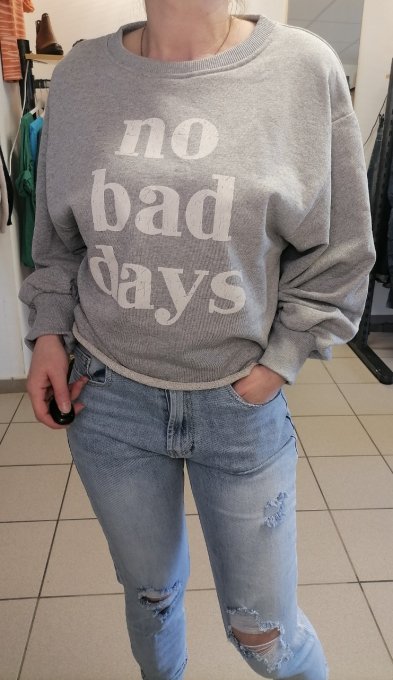 Sweat oversize cropped " NO BAD DAYS "