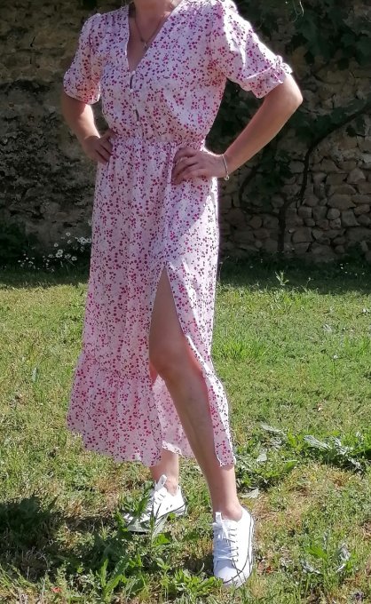 Robe longue fleurie modèle parme