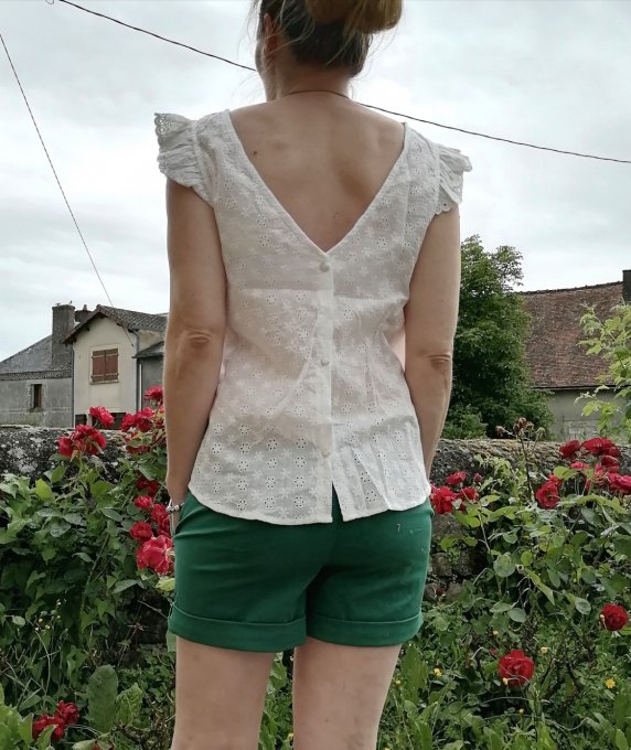 Top broderie blanc