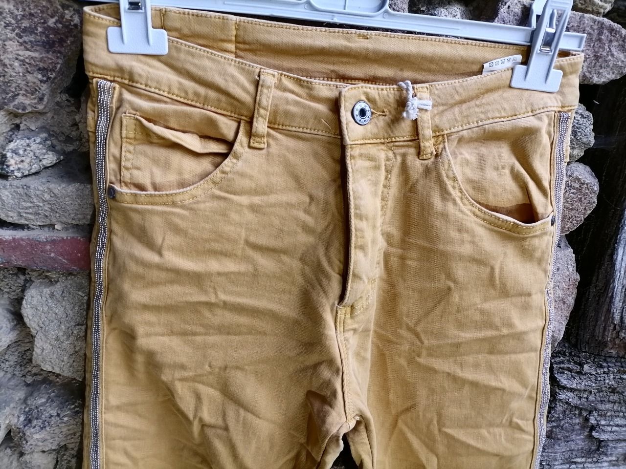 Pantalon skinny bandes latérales Moutarde