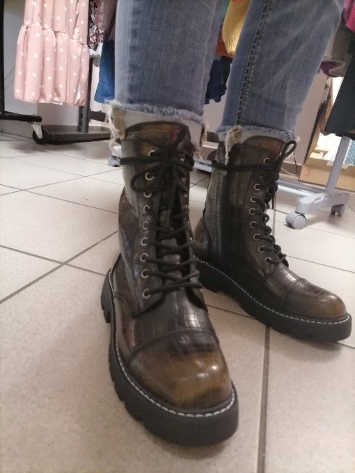 Bottines Croco Camel