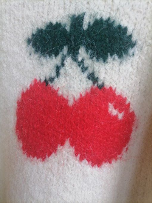 Pull à Belles Cerises