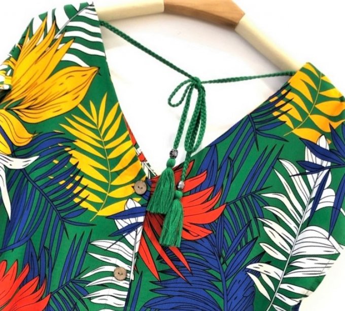 Top imprimé feuilles tropicales  