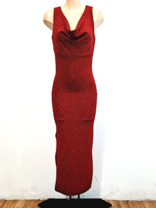 Robe goutte d'eau rouge